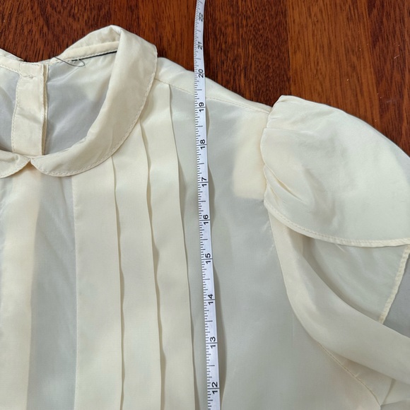 Vintage 50s ivory-cream feminine pleated button back blouse. Peter Pan collar - Picture 14 of 14